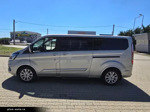 Ford Tourneo Custom — poza 2