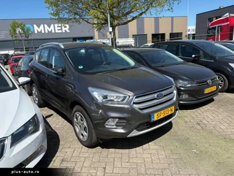 Ford Kuga — poza 3