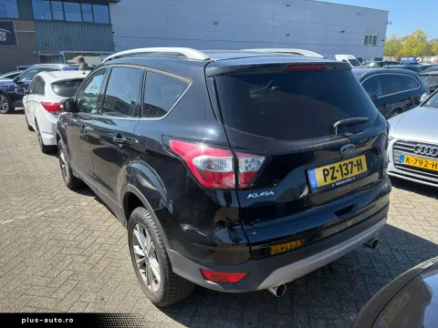 Ford Kuga — poza 3
