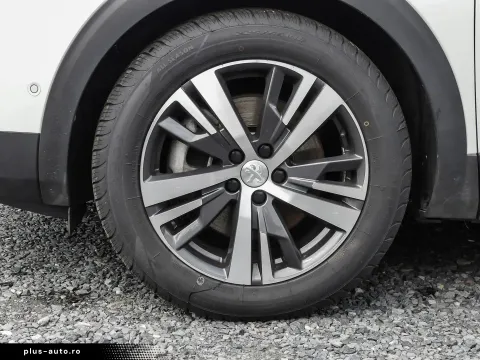 Peugeot 3008 — poza 3