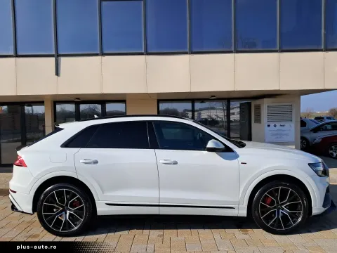 Audi Q8 — poza 2
