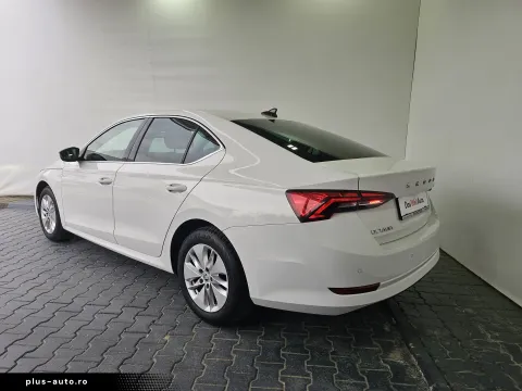 Skoda Octavia — poza 3