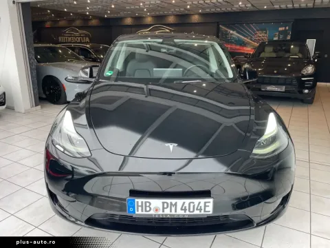 Tesla Model Y — poza 3