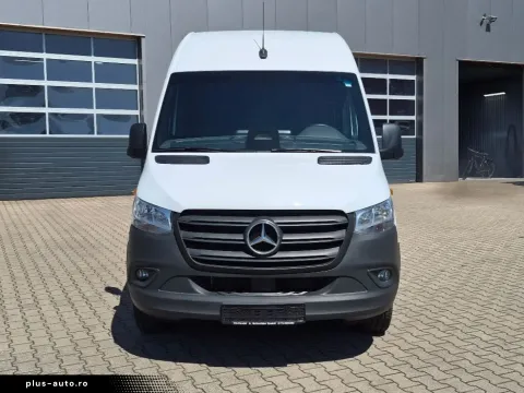 Mercedes-Benz Sprinter — poza 2