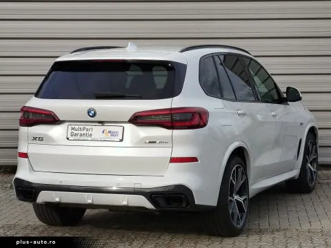 BMW X5 — poza 3