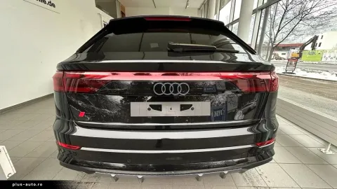 Audi Q8 — poza 3