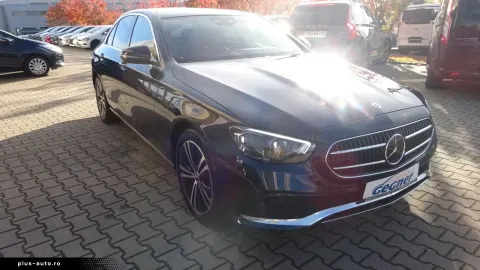 Mercedes-Benz E 220