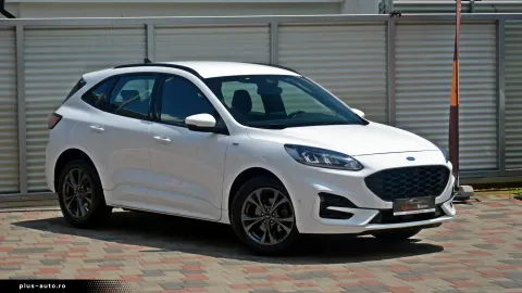 Ford Kuga — poza 2
