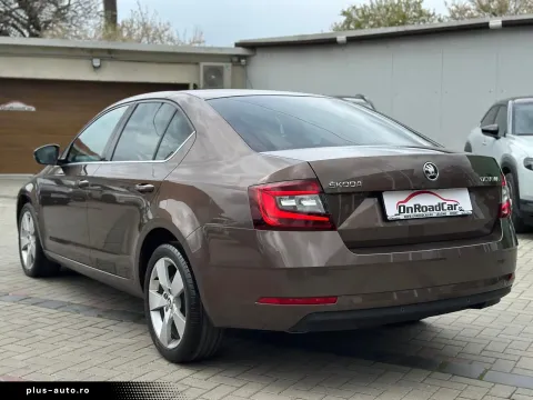 Skoda Octavia — poza 2