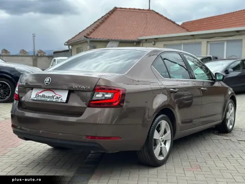 Skoda Octavia — poza 3