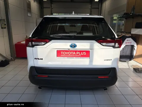Toyota Rav 4 — poza 2