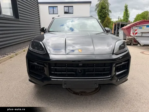 Porsche Cayenne — poza 3