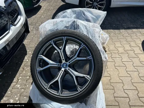 BMW X5 — poza 3