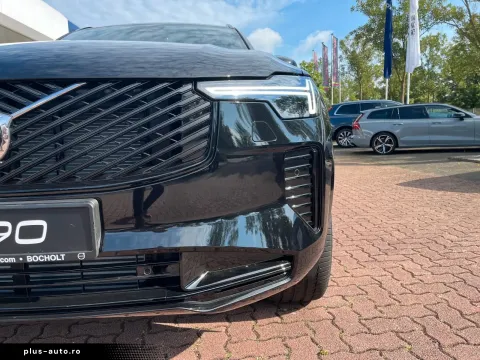 Volvo Xc90 — poza 3