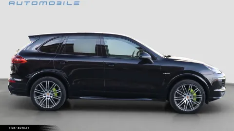 Porsche Cayenne — poza 2