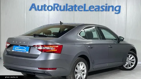 Skoda Superb — poza 3