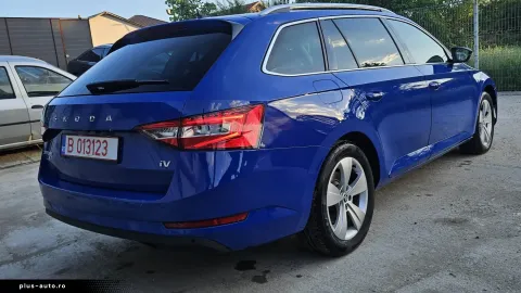 Skoda Superb — poza 3
