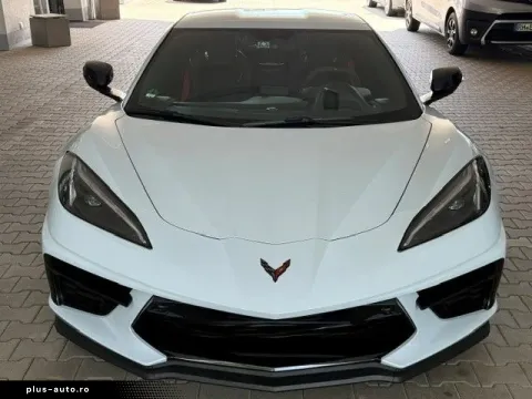 Corvette C8 — poza 2