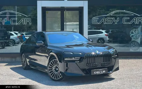 BMW 750 — poza 3