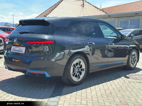 BMW Ix — poza 2