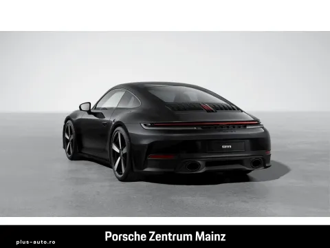 Porsche 992 — poza 3