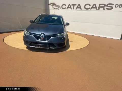 Renault Megane — poza 2