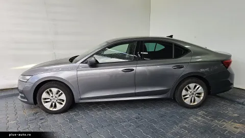 Skoda Octavia — poza 2