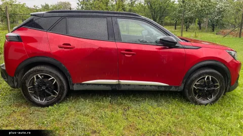 Peugeot 2008 — poza 3