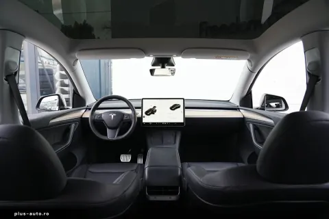 Tesla Model Y — poza 3