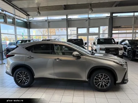 Lexus Nx 450H — poza 3