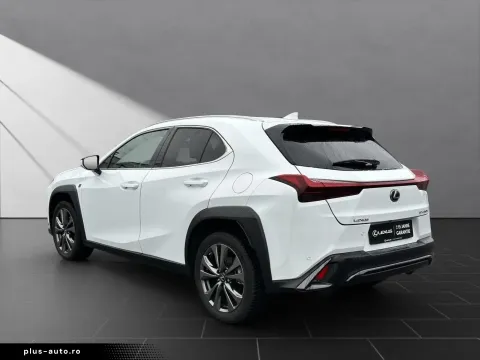 Lexus Ux — poza 3