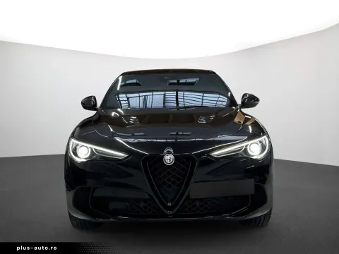Alfa Romeo Stelvio — poza 2