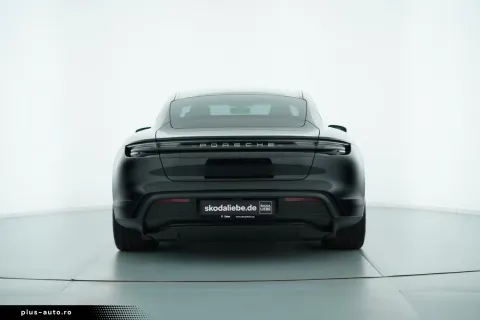 Porsche Taycan — poza 2