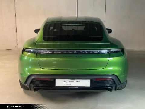Porsche Taycan — poza 2