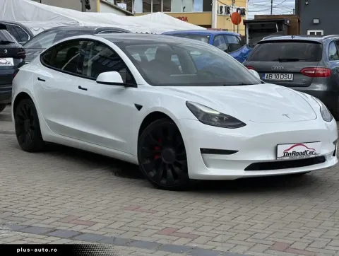 Tesla Model 3 — poza 2