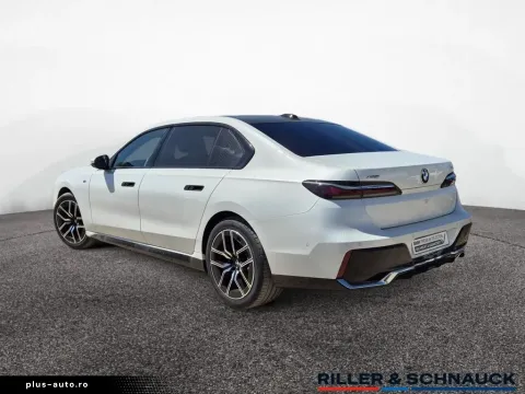 BMW 740 — poza 2