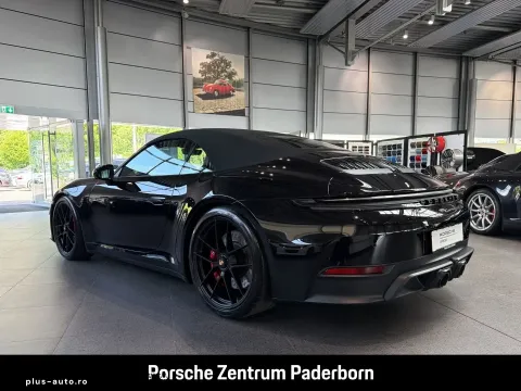 Porsche 992 — poza 3