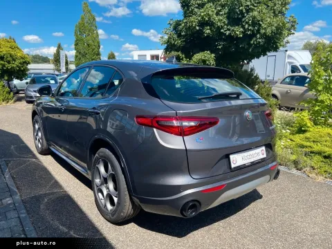 Alfa Romeo Stelvio — poza 2