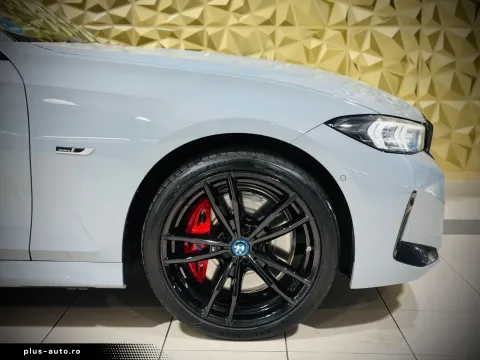 BMW 330 — poza 3