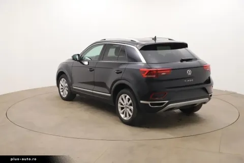 Volkswagen T-Roc — poza 2