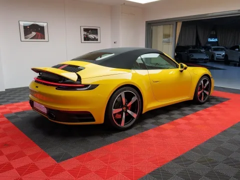 Porsche 992 — poza 3