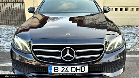 Mercedes-Benz E 220 — poza 2