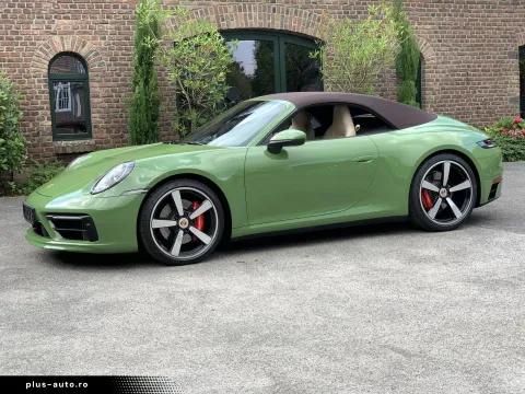 Porsche 992