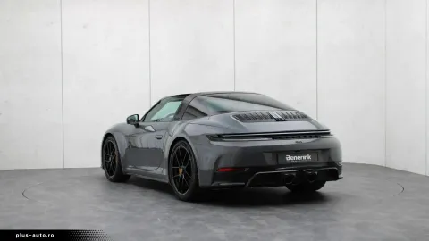 Porsche 992 — poza 3