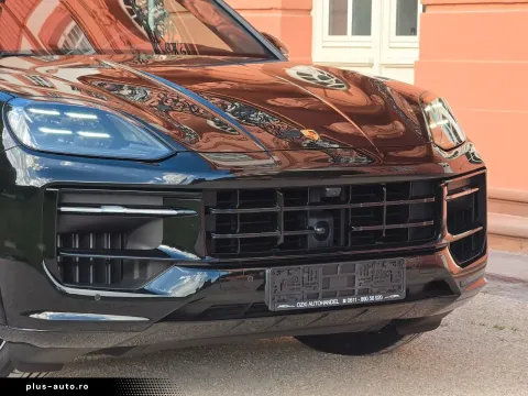 Porsche Cayenne — poza 2