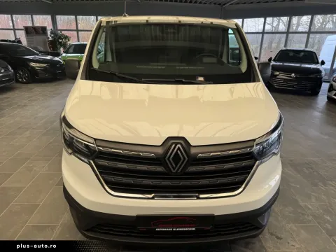 Renault Trafic — poza 2