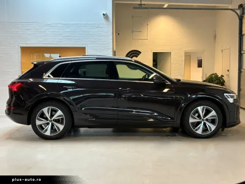 Audi Q8 — poza 2