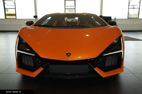 Lamborghini Revuelto — poza 3