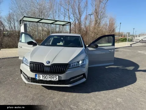 Skoda Superb — poza 2