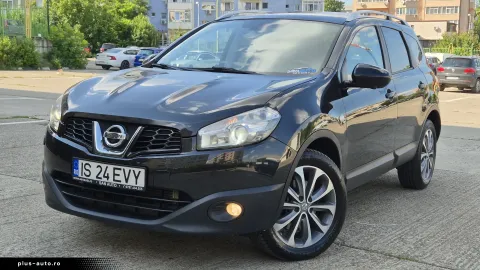 Nissan Qashqai+2